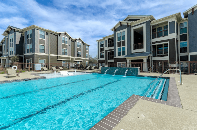 Oakwood Crossing - College Station Apartments that Accept Evictions