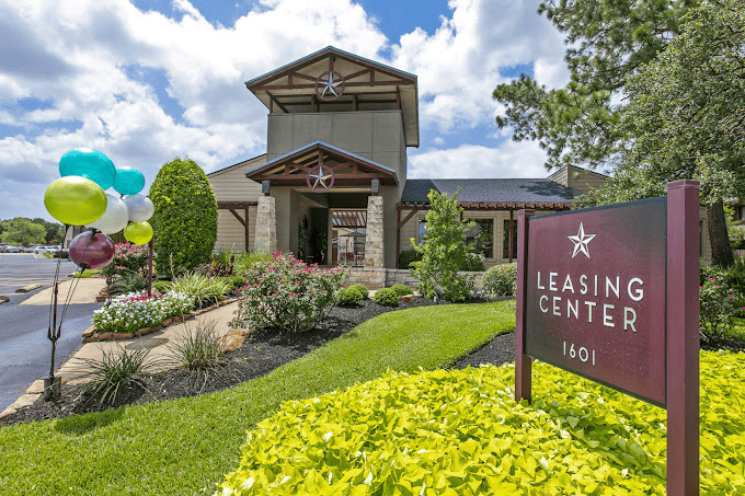 Tower Park Apartments