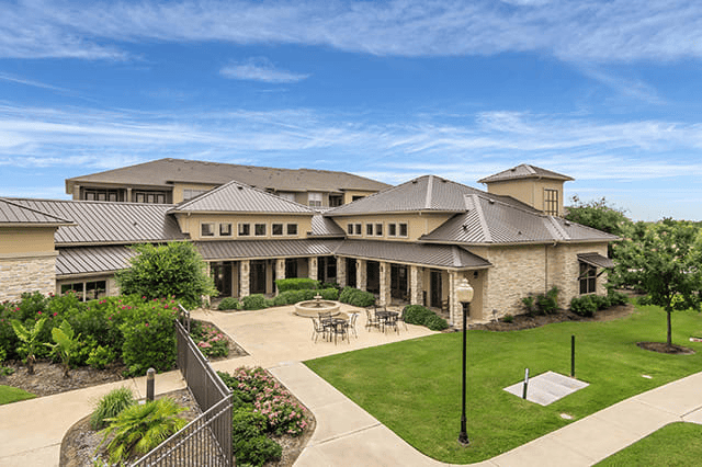 Crescent Pointe