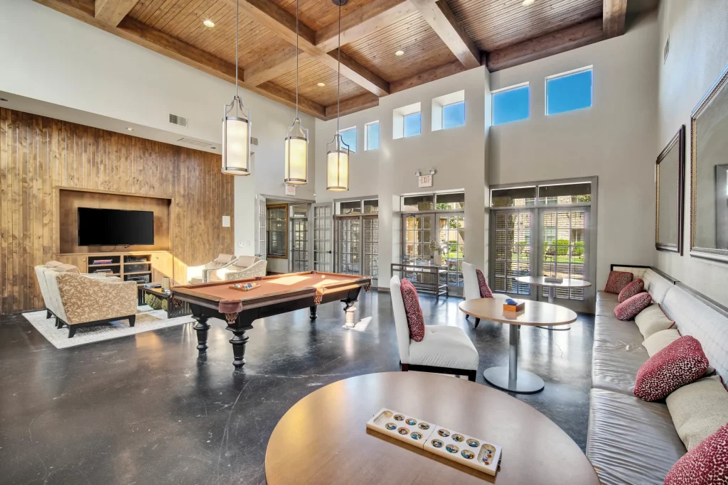 Crescent Pointe Apartments Game Room