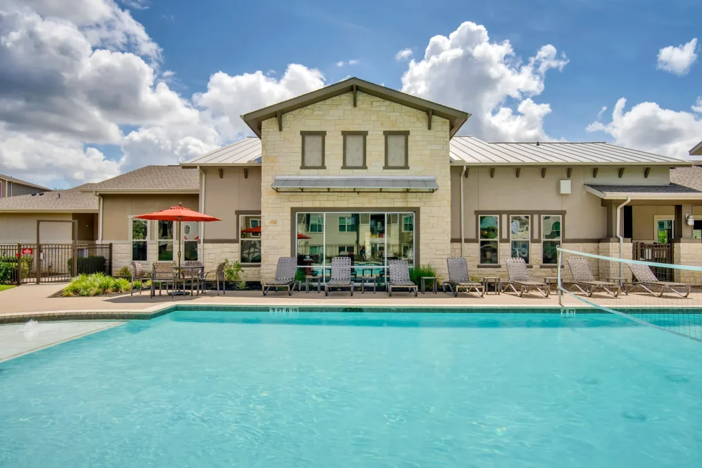 The Bend at Crescent Pointe