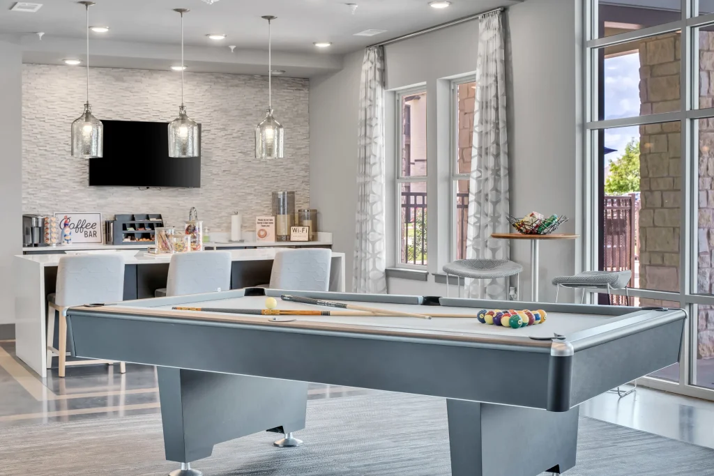 The Curve at Crescent Pointe Apartments Game Room