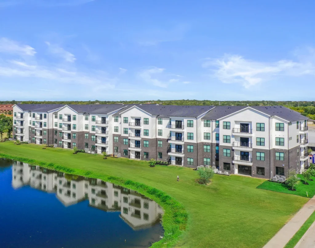 The Harbor at The Barracks Apartments 
