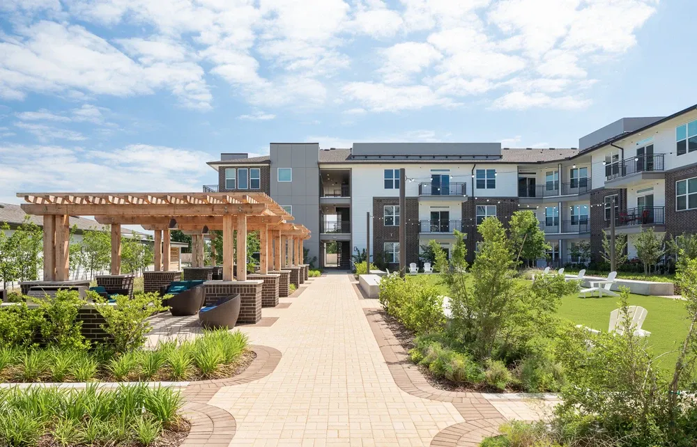 Lake Walk at Traditions Apartments with Garage